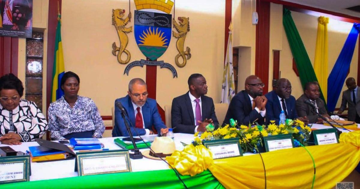 Budget 2026 et réformes à la mairie de Libreville : entre tensions politiques et volonté de modernisation