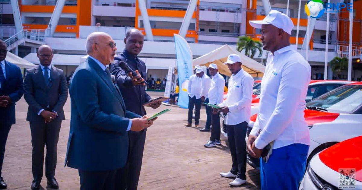 Akanda : le PNPE inaugure la cohorte BOONIA VTC avec 60 véhicules neufs