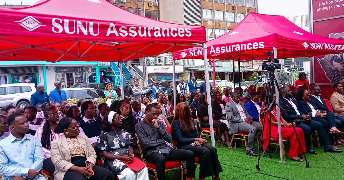 Les 60 participants de la deuxième édition de Kiff Tes Vacances lors du lancement officiel organisé par SUNU Assurances Gabon à Libreville.