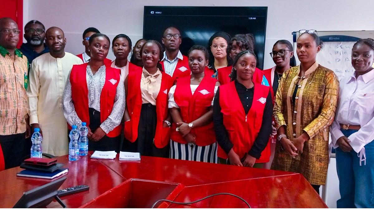 Présentation du projet Vinya Hub par les jeunes participants du programme Kiff Tes Vacances 2026 de SUNU Assurances Gabon