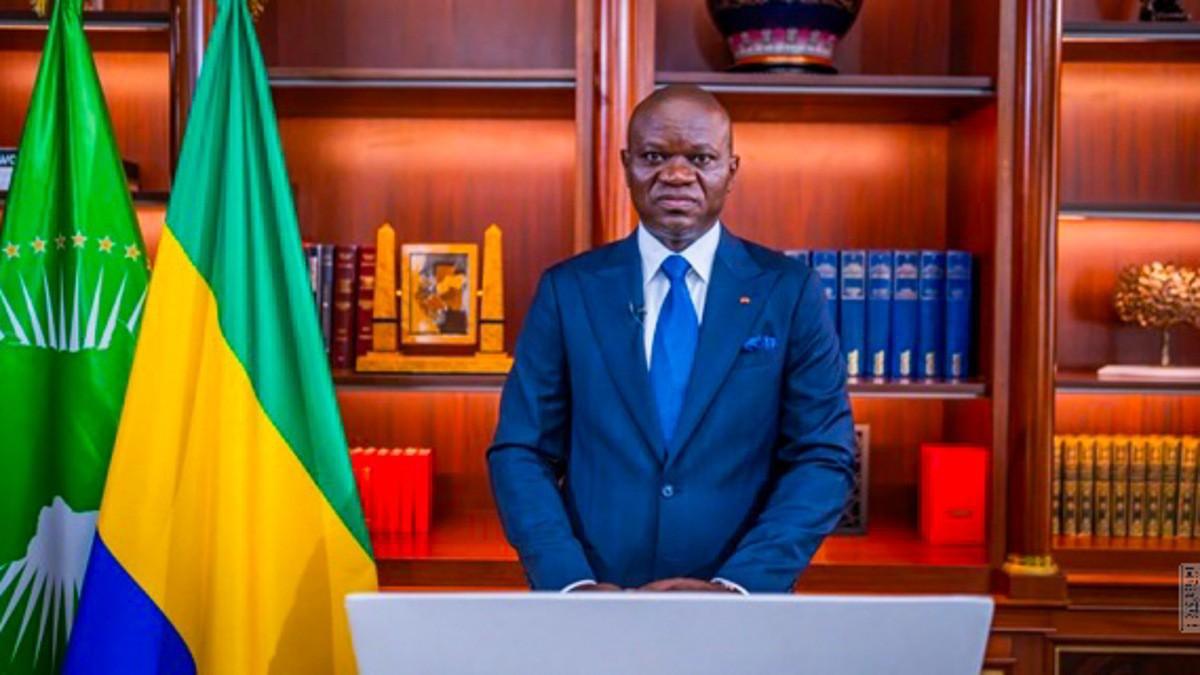 Brice Clotaire Oligui Nguema lors de son discours sur la souveraineté économique du Gabon