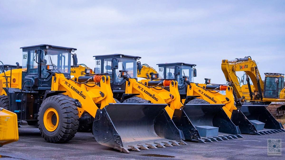 Réunion d'affaires entre dirigeants de PME gabonaises et donneurs d'ordre industriels