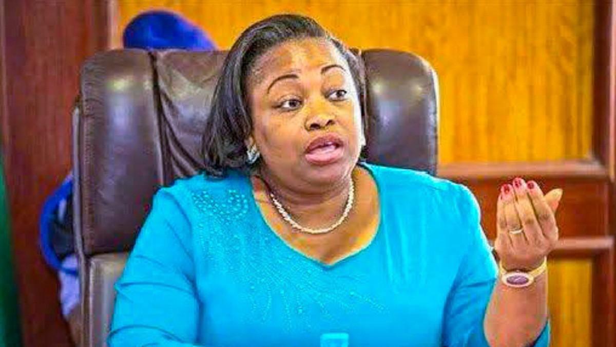 La ministre de l'Éducation nationale lors d'une prise de parole sur la rentrée scolaire 2026-2027 au Gabon