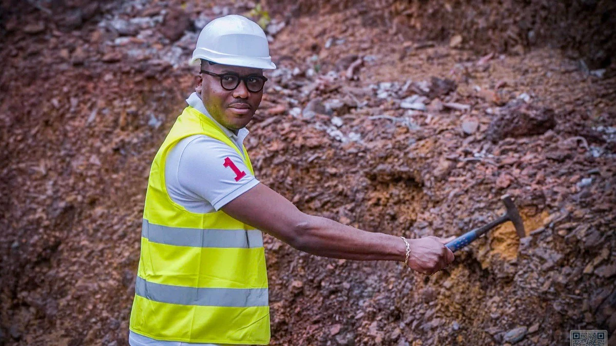 Installations et activités d'extraction de la Société Équatoriale des Mines (SEM) au Gabon