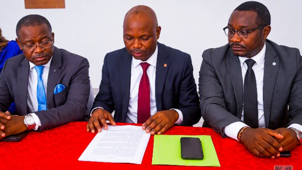 Rassemblement et réunion de l'Intersyndicale des Régies Financières IRFAA au Gabon
